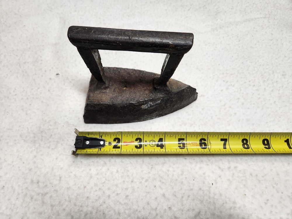Antique Cast Iron Flat Iron