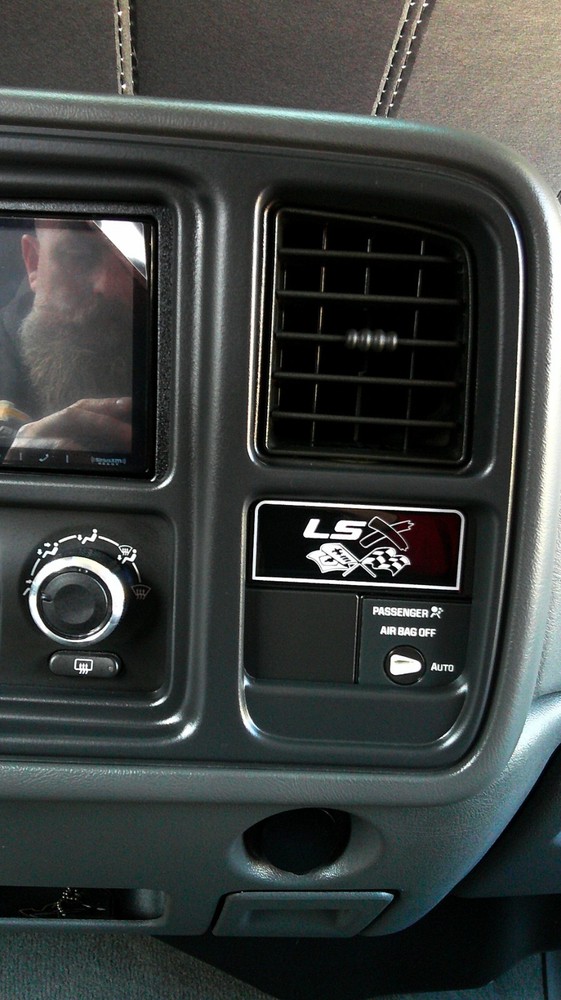 Silverado Dash emblem--LSx White/Black