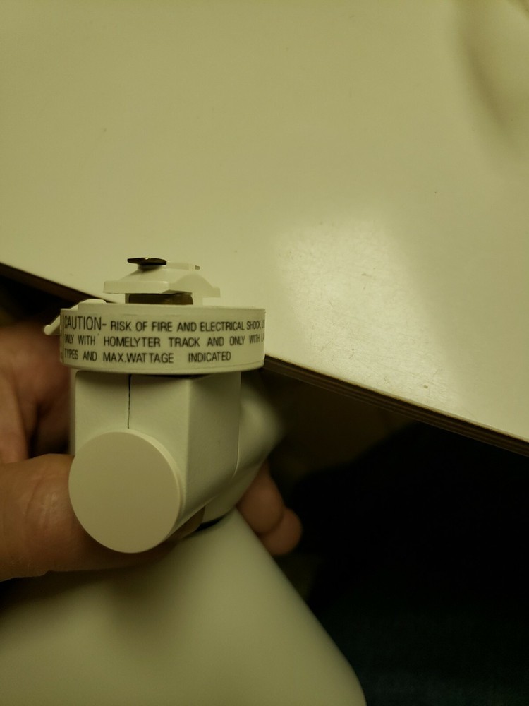 Homelyter. HT31WH. Track head white