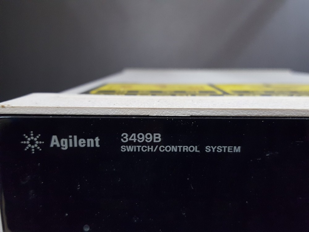 Agilent 3499B: Switch / Control System Main Frame (0915)