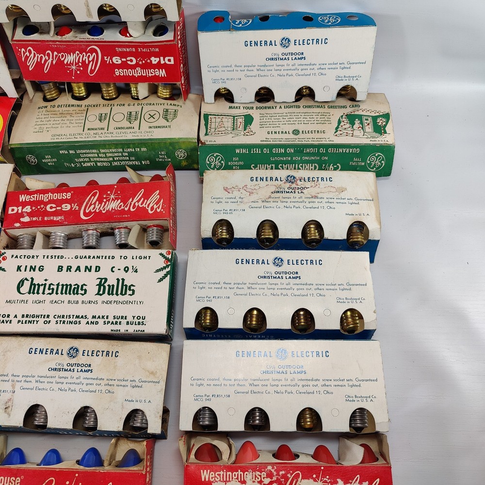 Vtg Lot 100 C-9 1/2 Replacement Light Bulbs Multi Color Untested