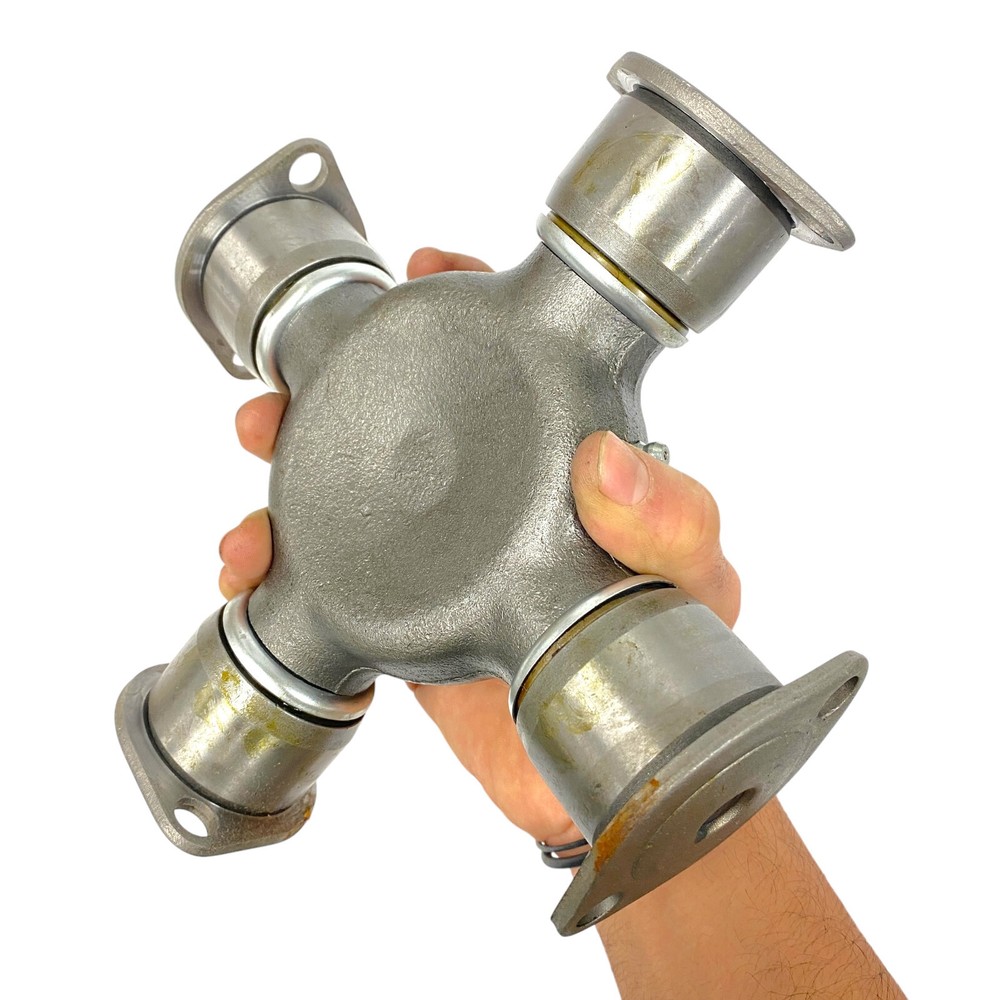 U-JOINT Universal Joint Kit Drivetrain Series Yoke