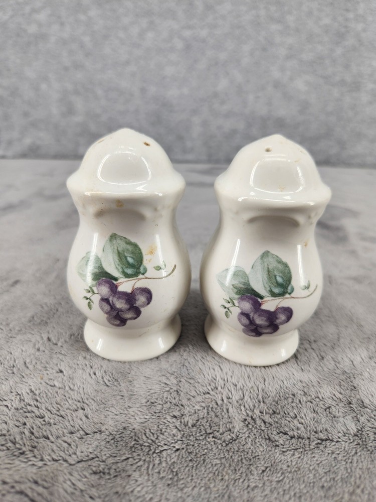 Pfaltzgraff Grapevine Salt & Pepper Shakers Missing 1 Stopper