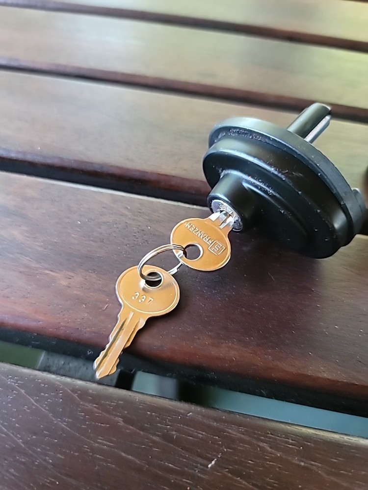 Franzen Trigger Lock, With 2 Keys, Used