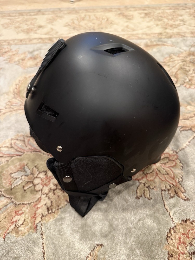 Black Ski Snowboard Helmet Medium