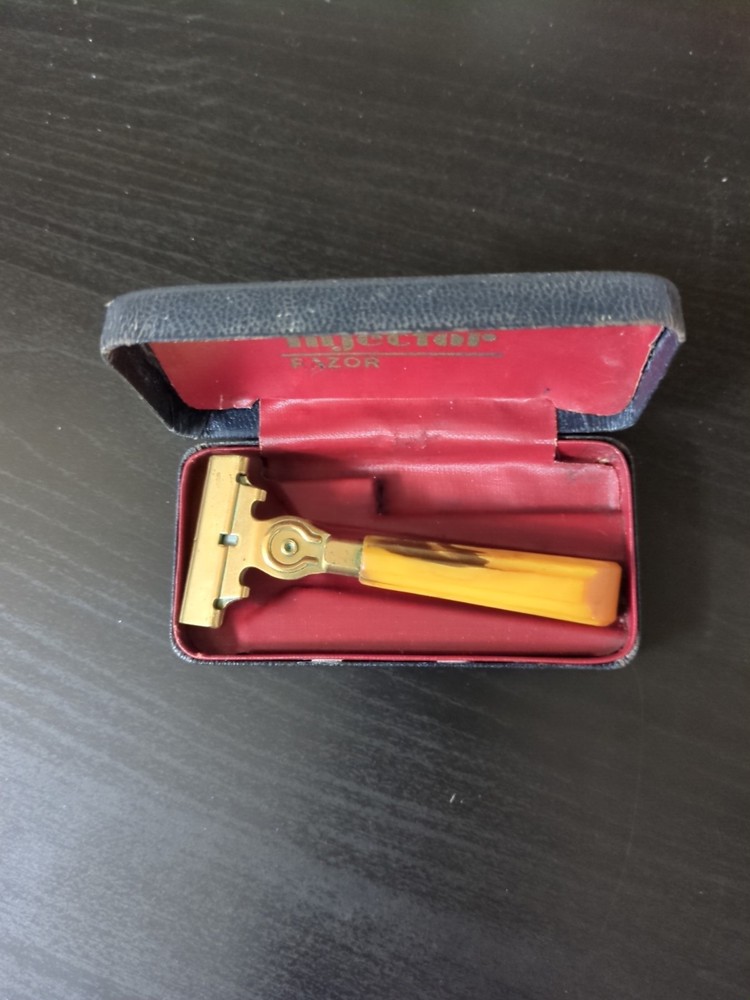 Schick Injector Single Edge Safety Razor -bakelite Handle