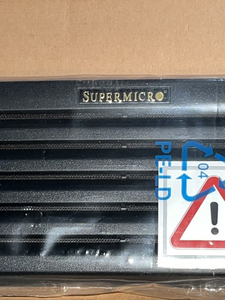NIB Supermicro FireFly Server Front Panel SC820