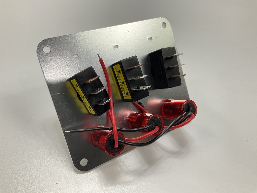 PILOT Universal Billet Toggle Switch Mount Panel With (3) Toggle Switches