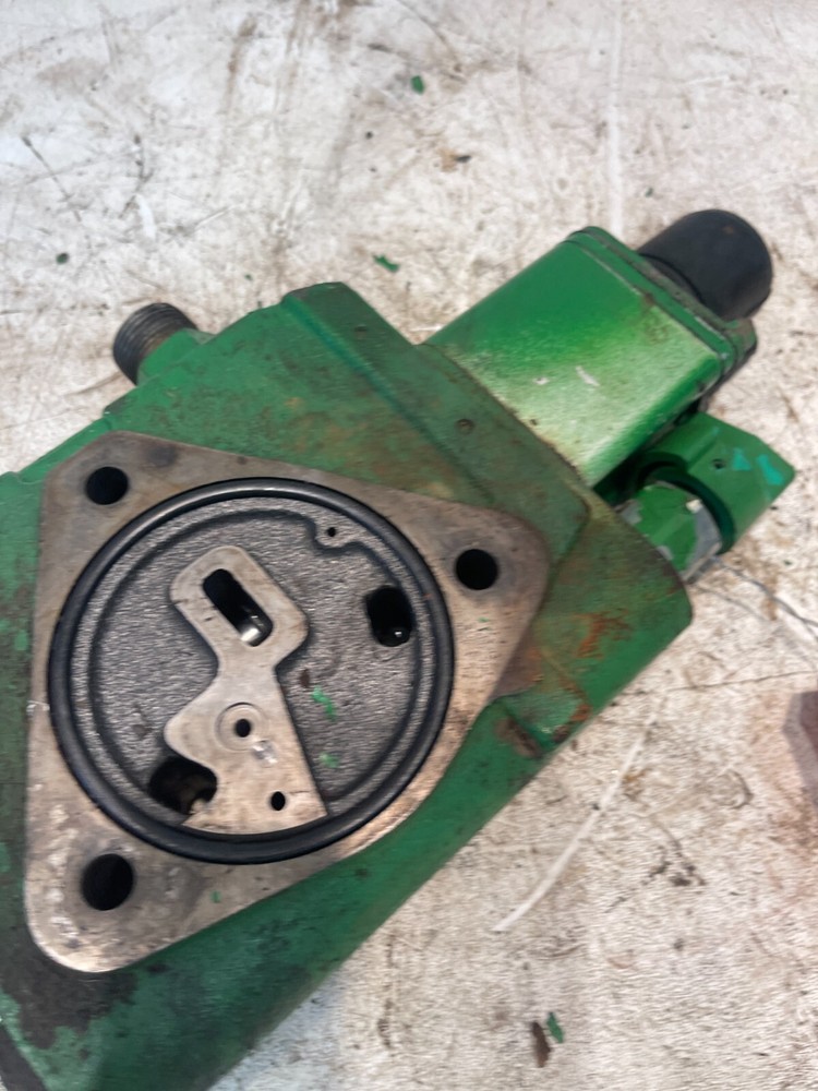 John Deere 7800 Tractor Hydraulic Control Valve 8506F