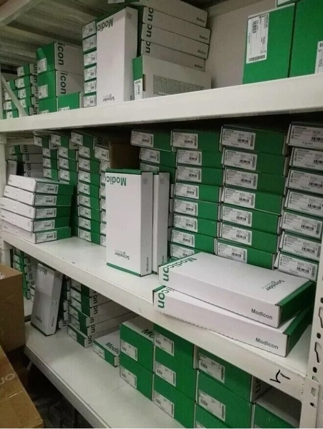 Schneider Electric 203067 TSXCUSBMBP USB - Modbus Plus Converter