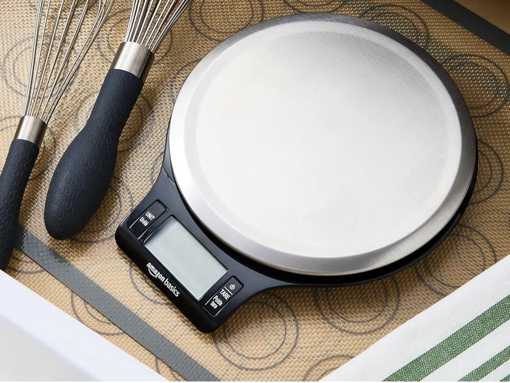 Amazon Basics Digital Kitchen Scale with LCD Display, Tare Function, Up To 11 LB