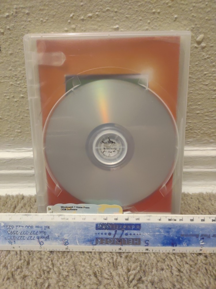 Microsoft Windows 7 Home Premium 32 Bit Full Version DVD w Product Key Code!