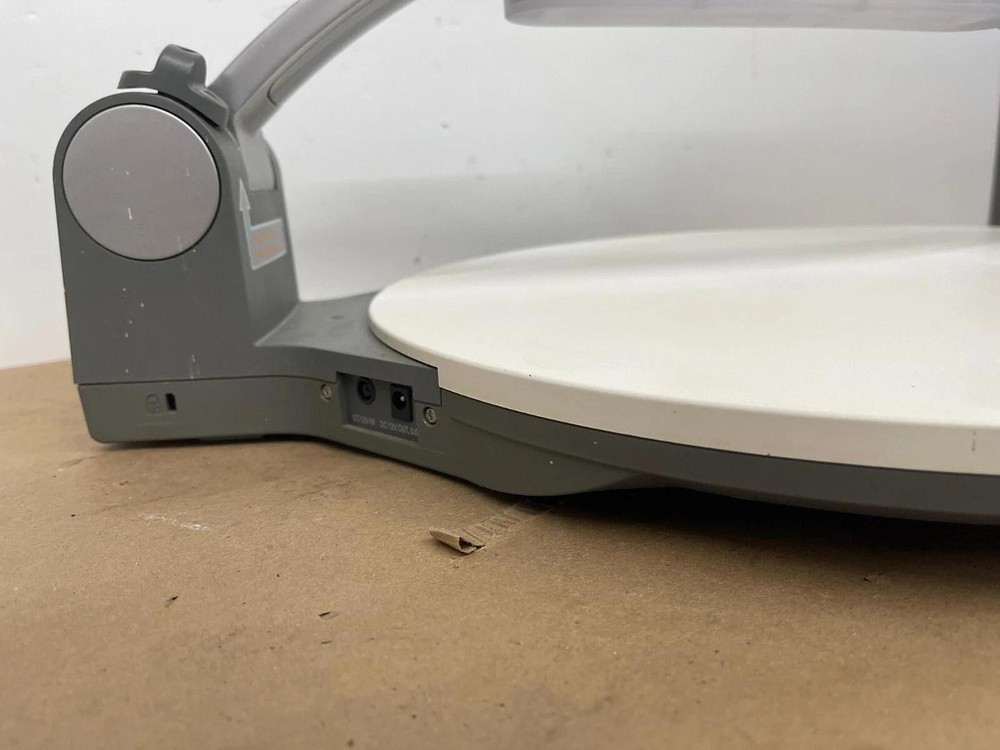 SAMSUNG UF-80ST Digital Presenter