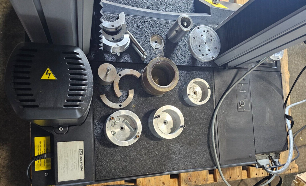 Instron 4466 Tensile Tester Compression 10KN/2250LB Capacity Load Frame