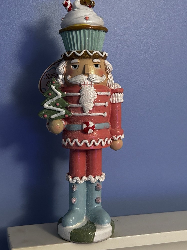 Christmas Candy Cupcake Nutcracker with Gingerbread Man New But Read!