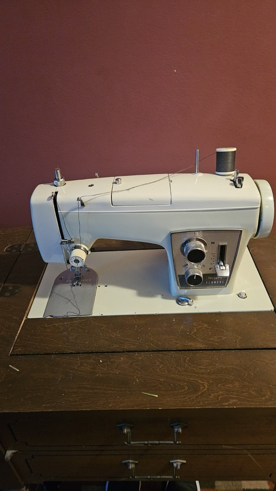 Vintage Sears Kenmore Sewing Machine 1120