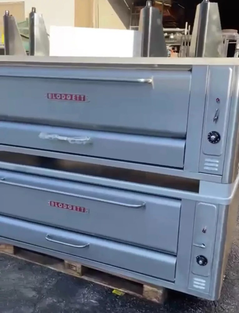Blodgett 1060 Stone Deck Pizza Oven Double Deck – Refurbished