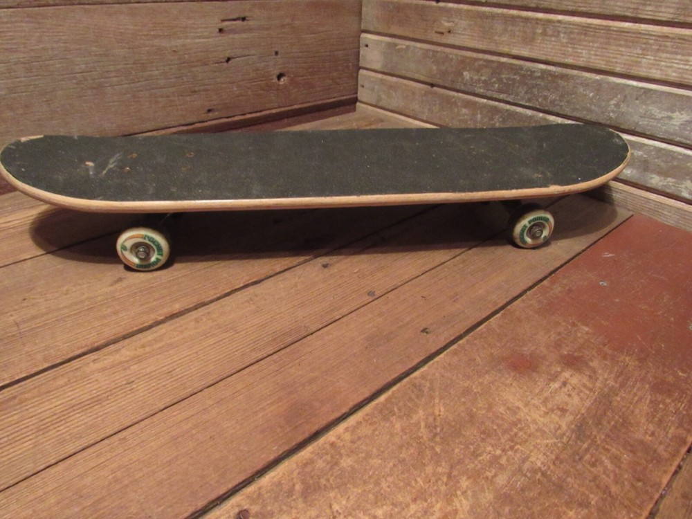 Variflex Rugrats Rocket Power Skateboard Complete
