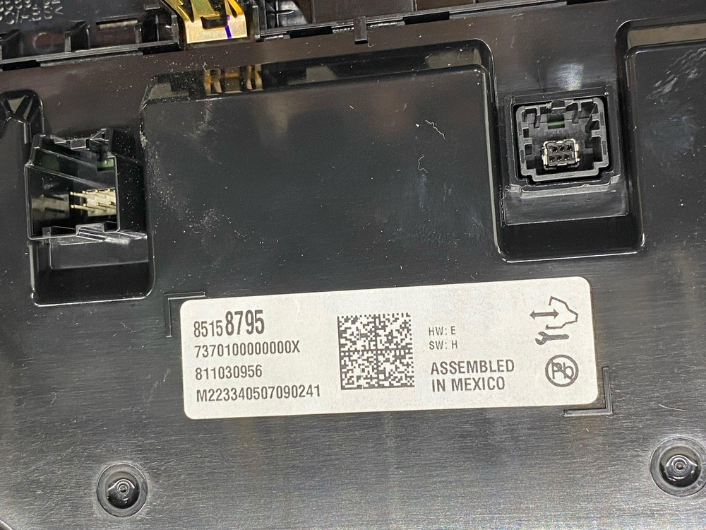 2020-2024 BUICK ENCLAVE OEM FRONT AUDIO DISPLAY & CONTROL PANEL 85158795
