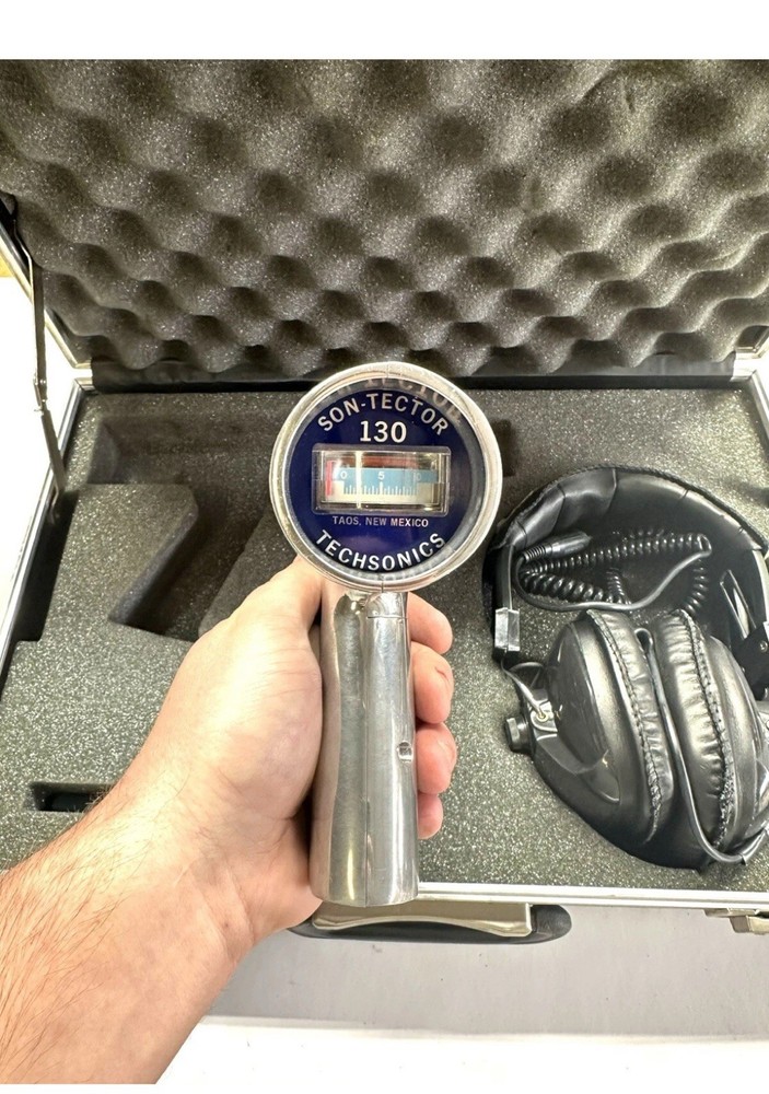 Techsonics Son-Tector Ultrasonic Detector Model 130 w/ Case