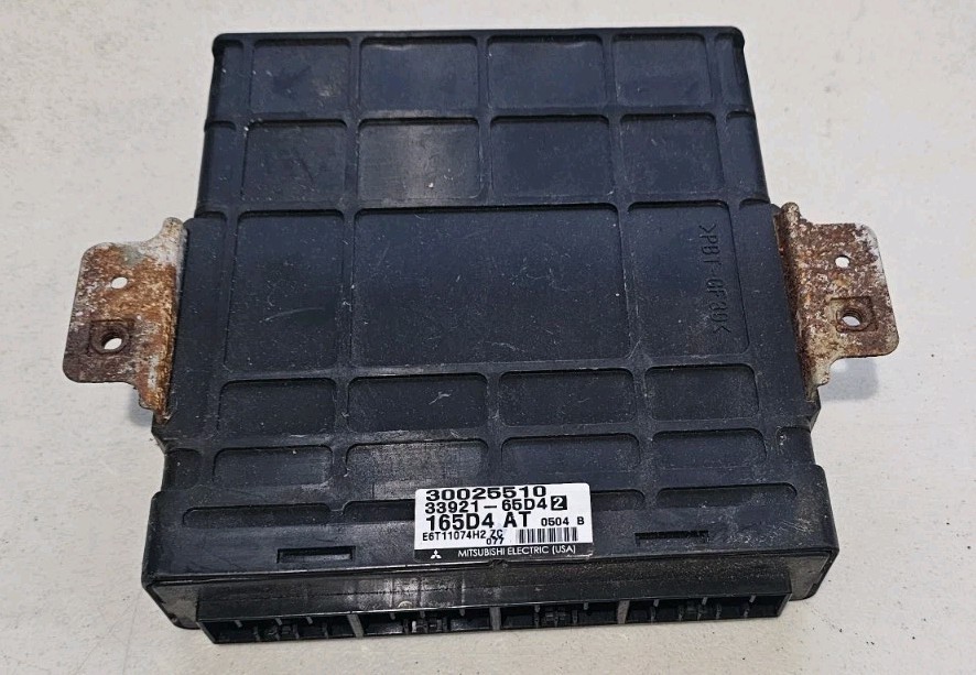 2000 Chevy Tracker Engine Control Module ECU PCM 33921-65D42 30025510