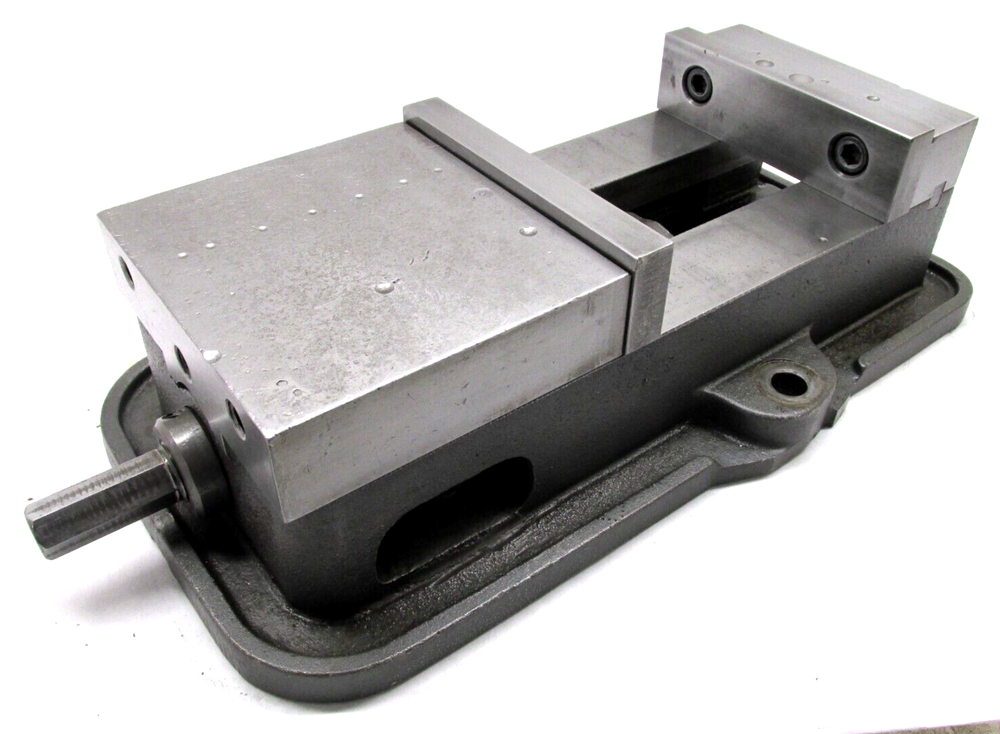 KURT ANGLOCK 6" MILLING MACHINE VISE w/ JAWS - #D60