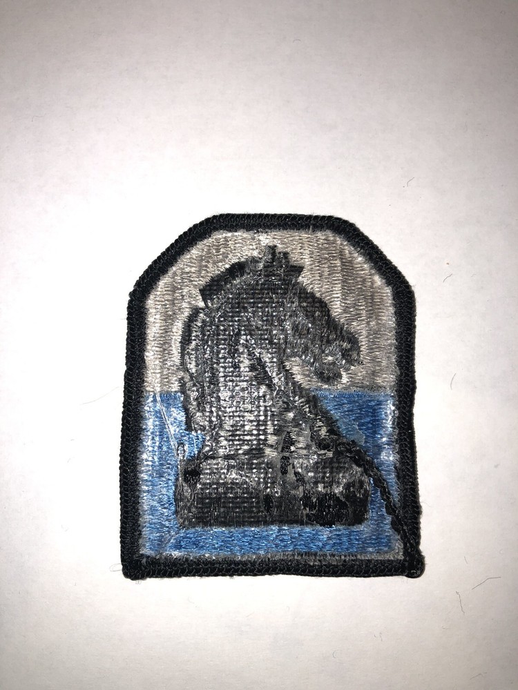 2nd Military Intelligence Command U.S. Army Shoulder Patch Insignia