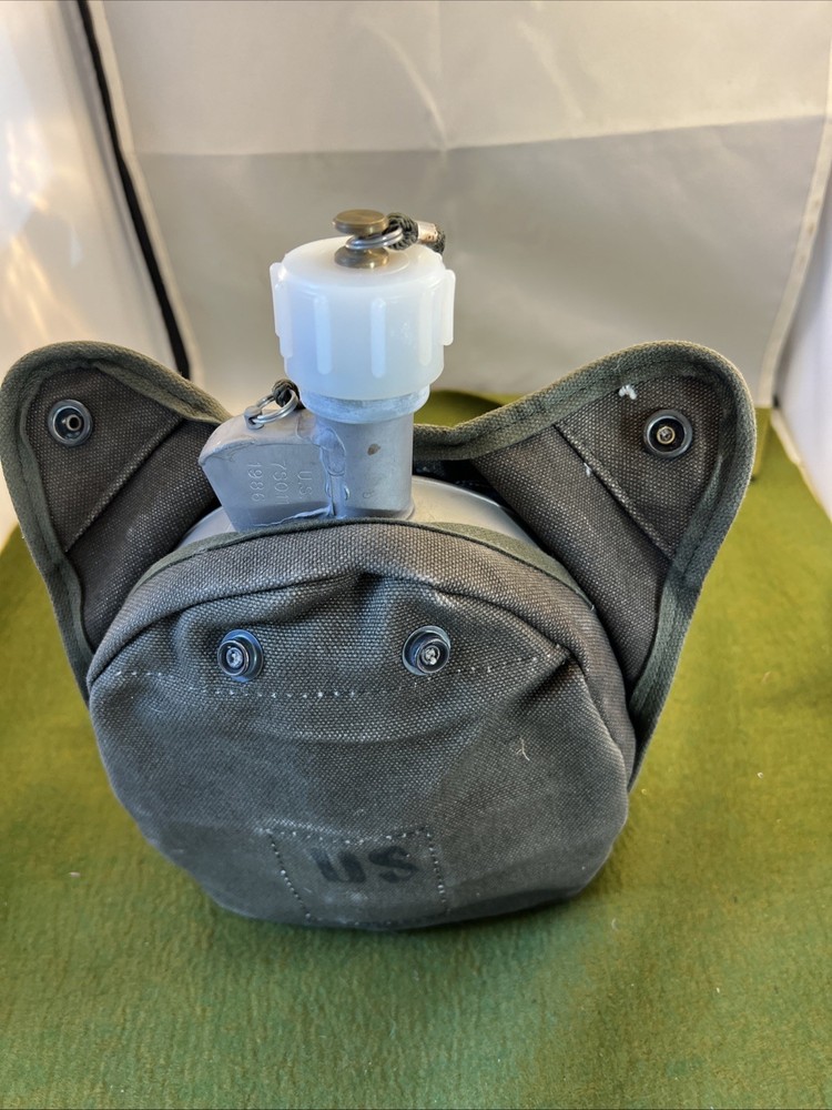 US Army Arctic canteen