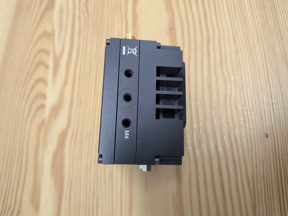 Thorlabs LDM9T/M laser mount with TEC and Controller