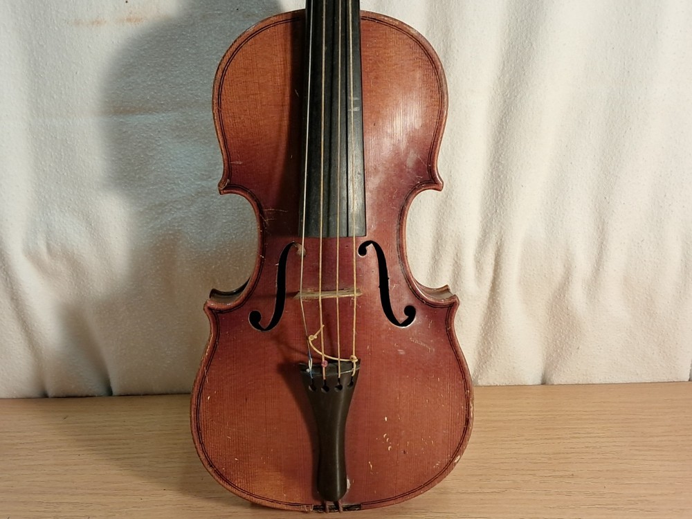 Vintage 1/4 Size Student's Violin