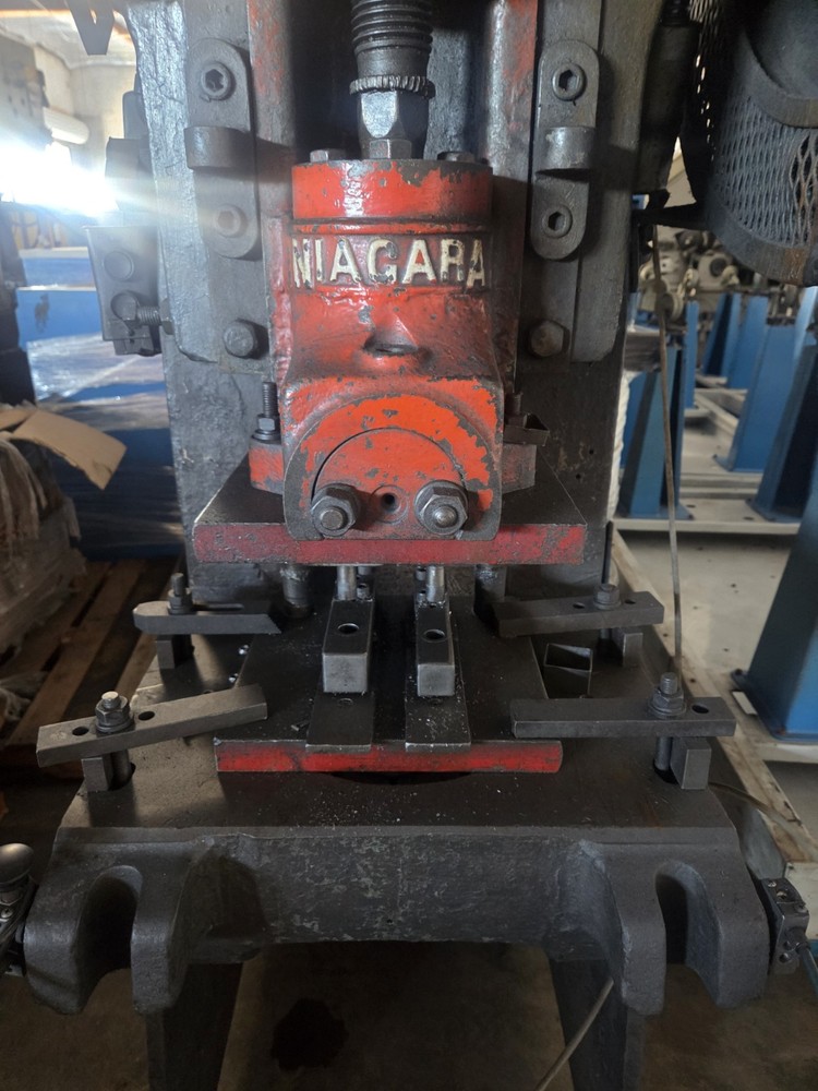 Niagara punch press