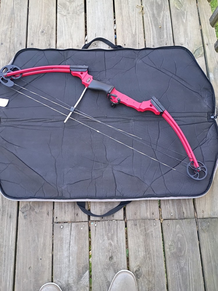Genesis Original Archery RH Compound Youth Bow