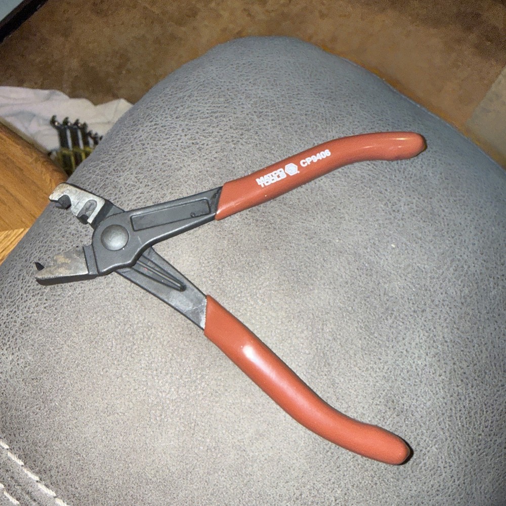 Matco Tools Clic-R Collar Pliers CP9406