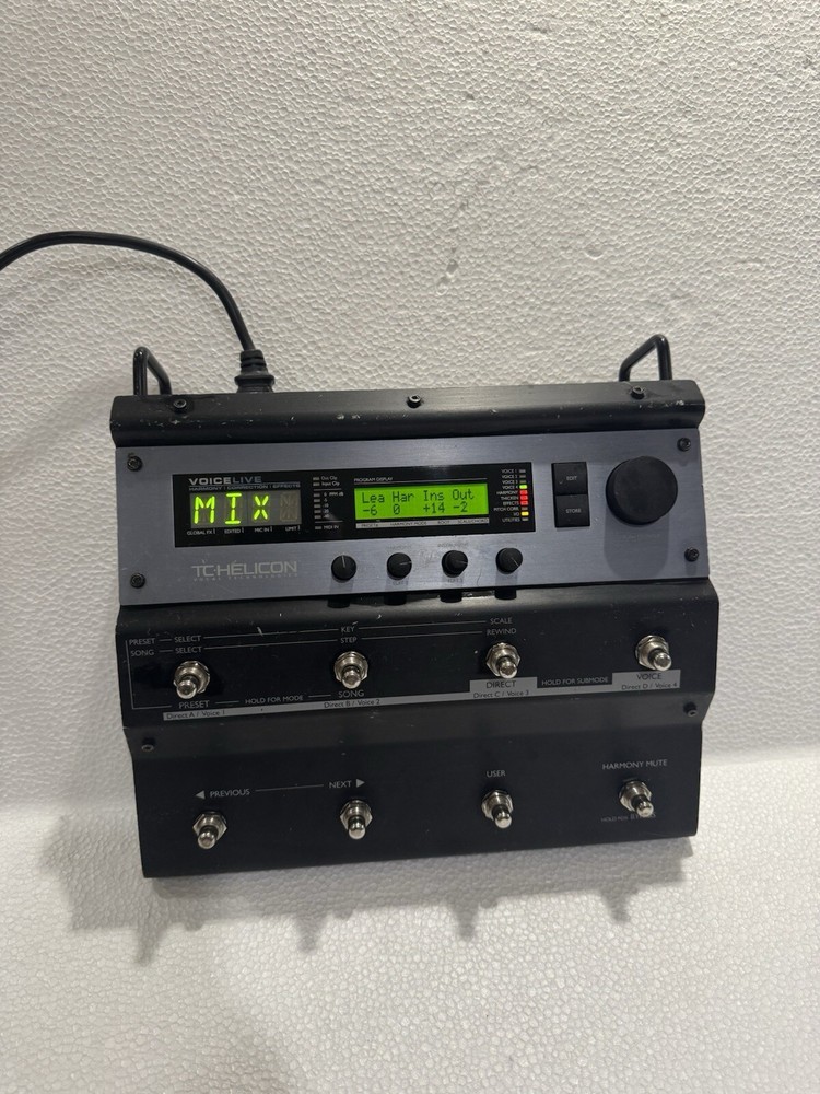 TC HELICON Voicelive Harmony Correction Effects Vocal Processor