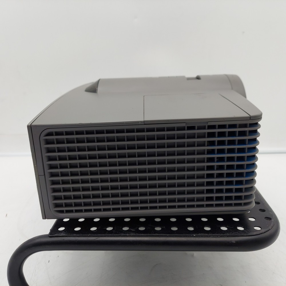 Smart Technologies UF55 SBP-10X Projector