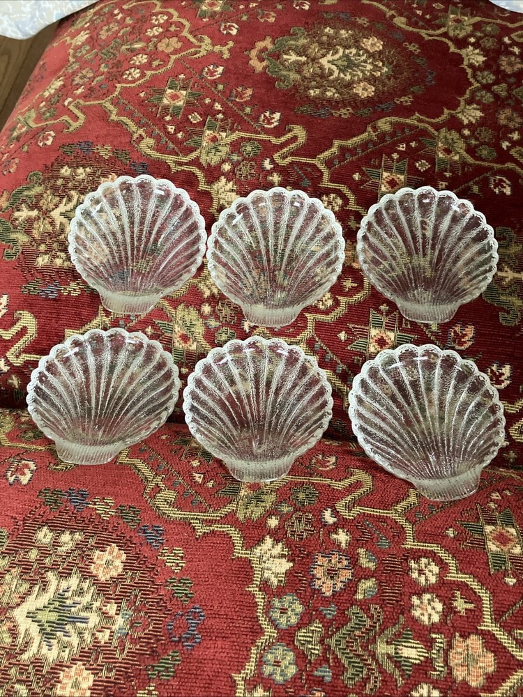 Complete Set WM. Rogers Shell Shaped Glass Coasters Set & Silver Plated Holder