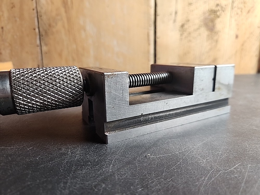 Precision machinist vise