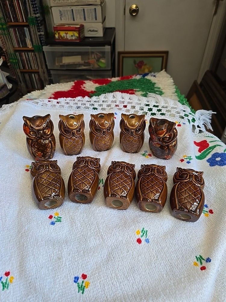 Vintage Ceramic Owl....Great for Macrame.