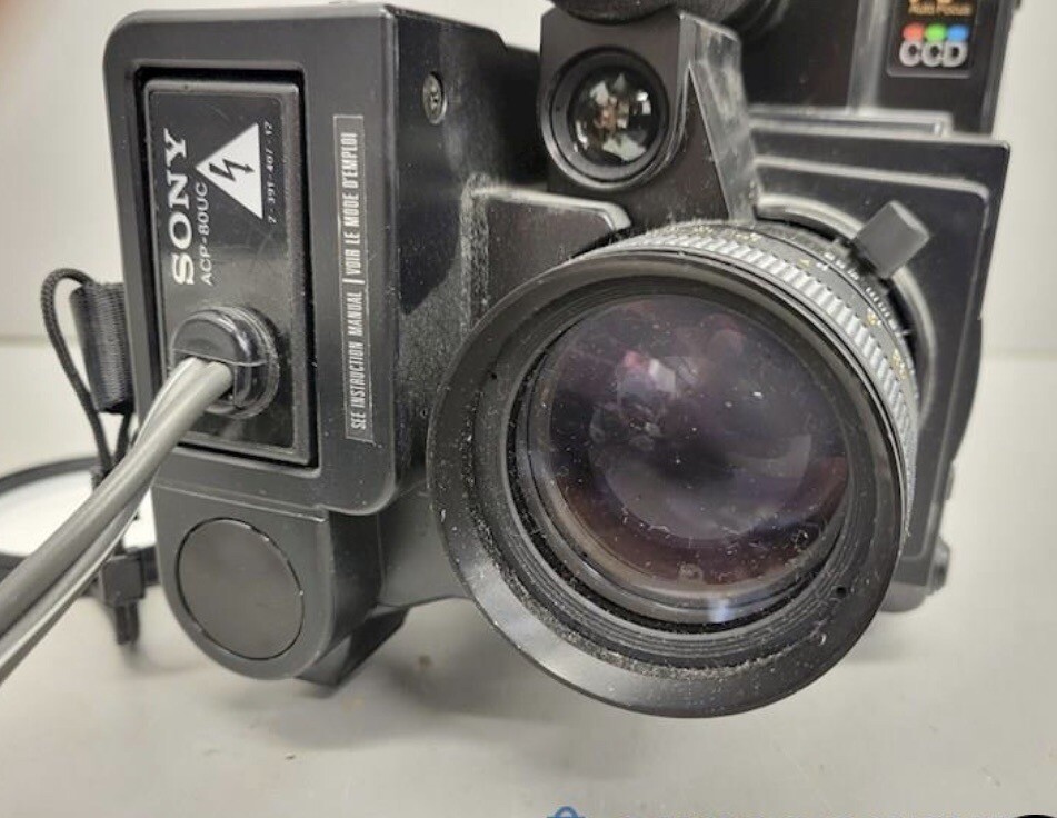 Sony Video 8 AF Auto Focus Handheld Tape Camcorder - Powers On