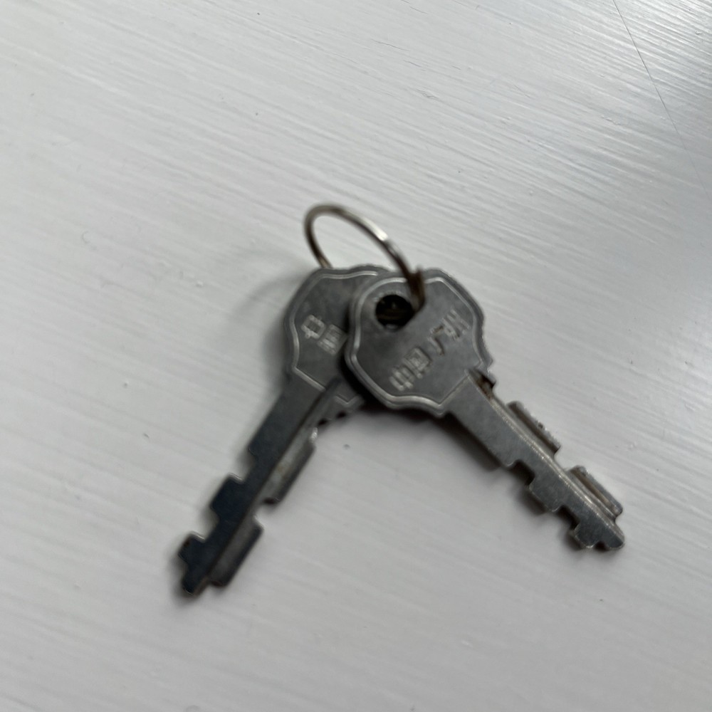 PADLOCK KEYS DIAMOND VINTAGE