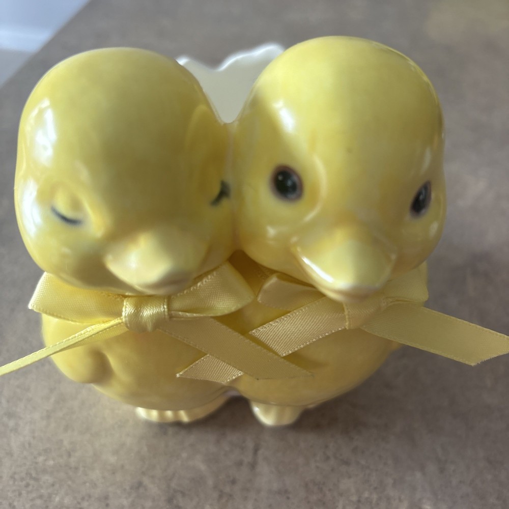 Dept 56 Easter Chick Yellow White Medium Bowl Candy Dish Ceramic Bows Ribbon