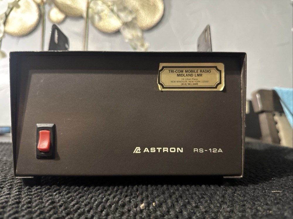 Astron RS-12A Power Supply ( NO TESTED )