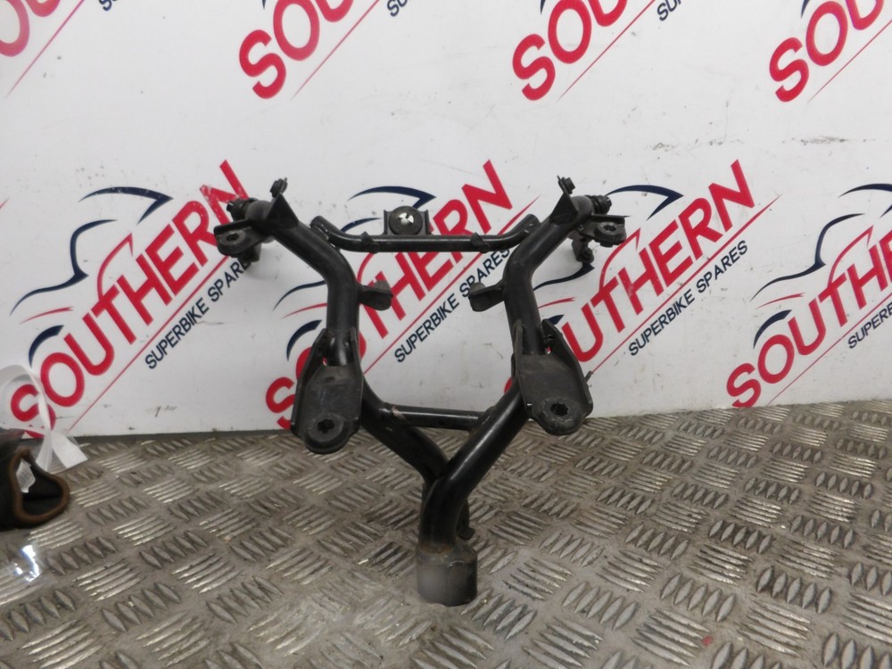 SUZUKI GSF 650 BANDIT ABS 2006 HEADLIGHT SUBFRAME