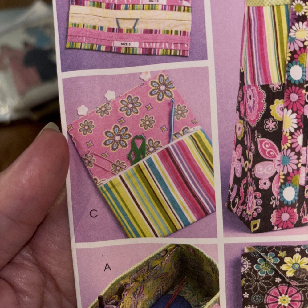 Knitting Needle Bag Sewing Pattern - McCalls Crafts