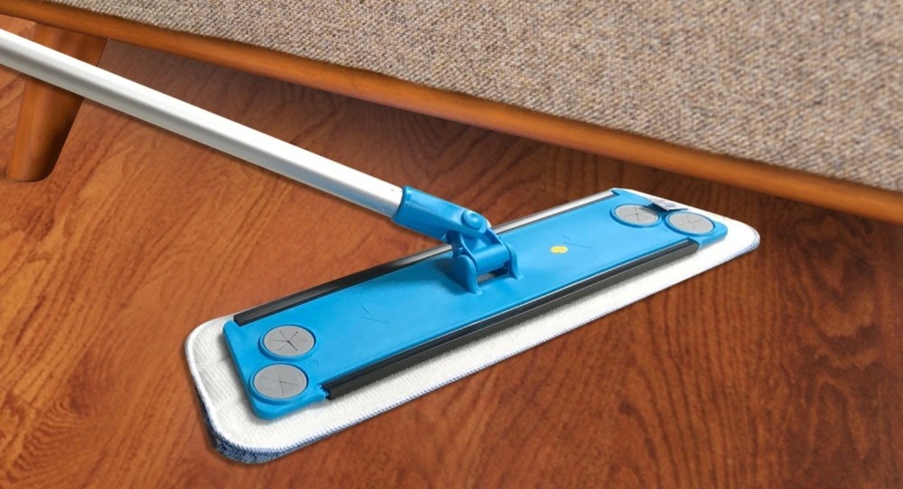 Simplee Cleen Microfiber Swivel House Mop Kit with Two (2) Microfiber Pads