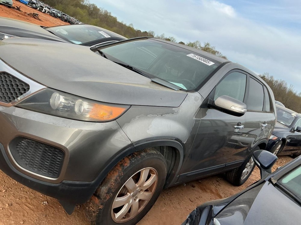 Fuse Box Engine Fits 11-13 SORENTO 5010400