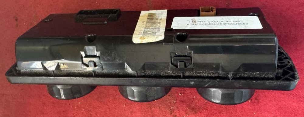 FREIGHTLINER Climate temperature control panel AC HVAC A22-60645-501 CRACKED