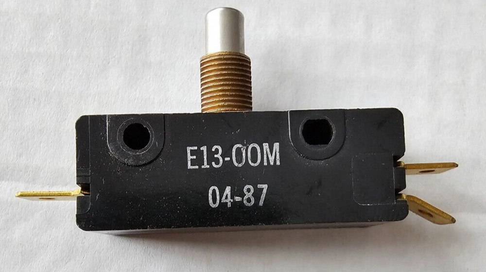 MICRO SWITCH E13-00M