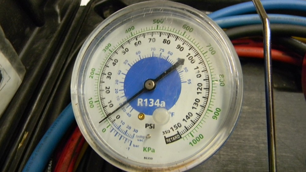 MASTERCOOL FOUR WAY CHARGING AND TESTING MANIFOLD GAUGE SET