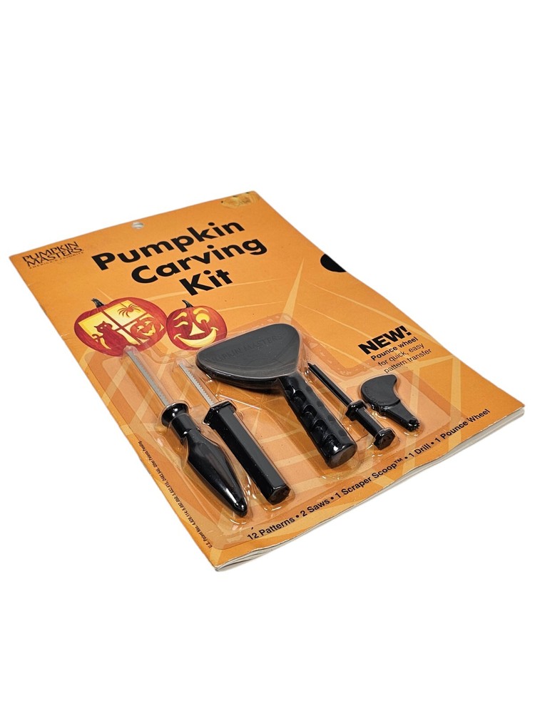2007 Pumpkin Masters Halloween Carving Kit - Complete 12 Patterns Vampire Bat